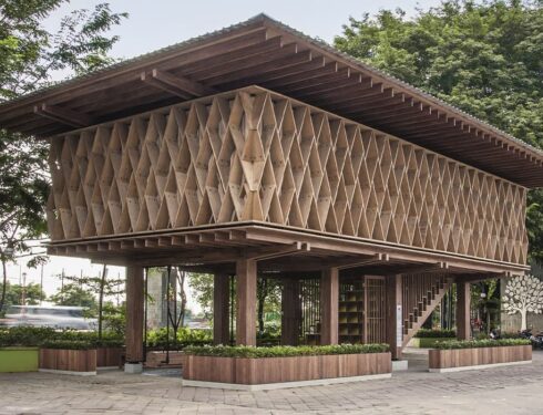 Microlibrary Warak Kayu